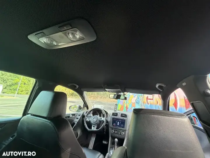 Volkswagen Golf VI