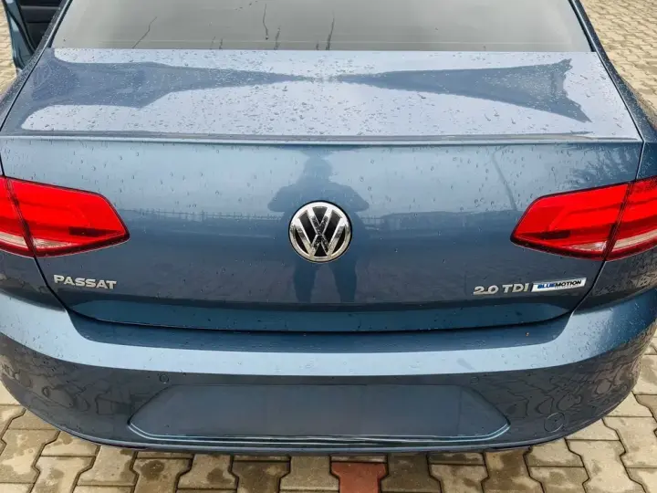 Volkswagen Passat B8 2.0 TDI DSG Comfortline