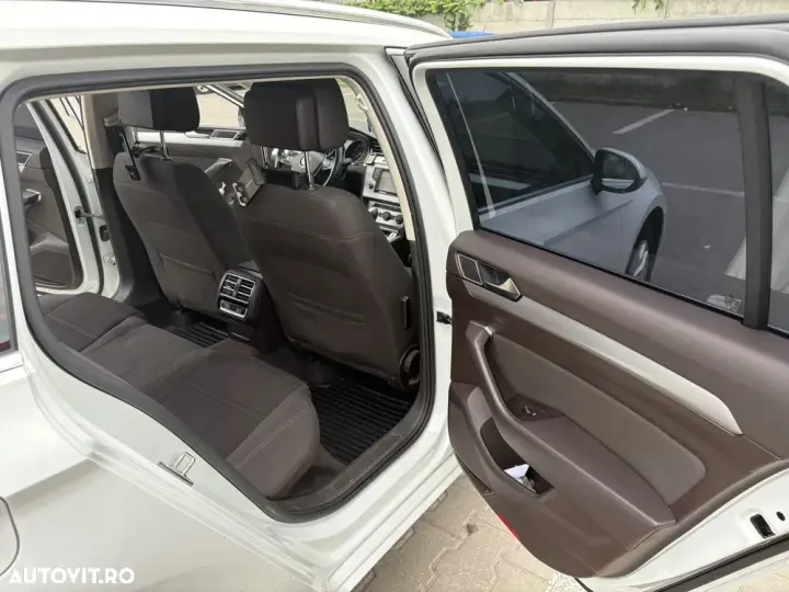 Volkswagen Passat B8 2.0 TDI DSG Comfortline