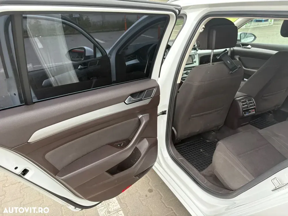 Volkswagen Passat B8 2.0 TDI DSG Comfortline — imagine 4