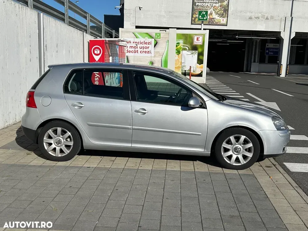 Volkswagen Golf V 1.6 FSI Sportline — imagine 3