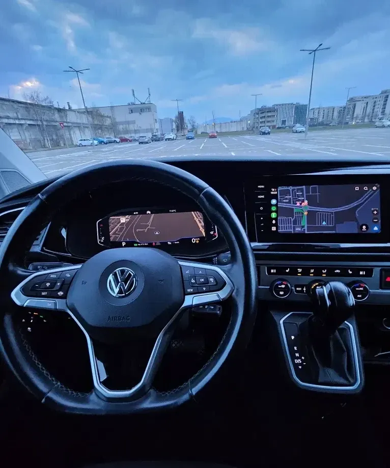 Volkswagen Multivan T6 2.0 TDI DSG 110KW Life — imagine 6