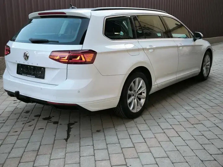 Volkswagen Passat B8 1.6 TDI SCR DSG Business