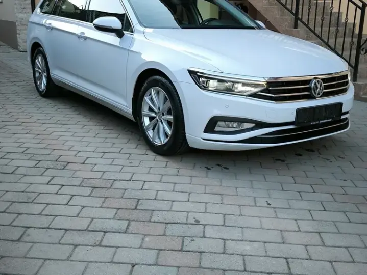 Volkswagen Passat B8 1.6 TDI SCR DSG Business