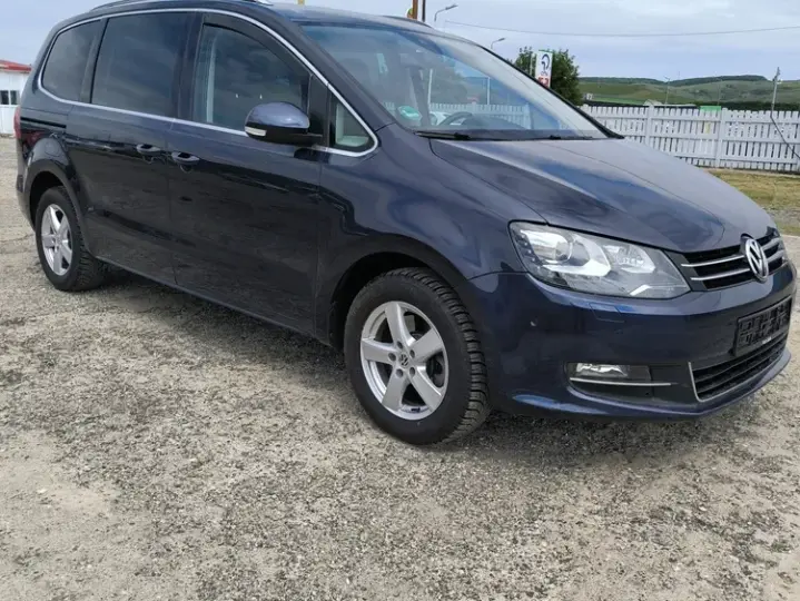 Volkswagen Sharan II 2.0 TDI 4MOTION Blue Motion Life
