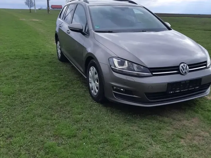 Volkswagen Golf VII 1.6 TDI 4Motion BlueMotion Technology Comfortline