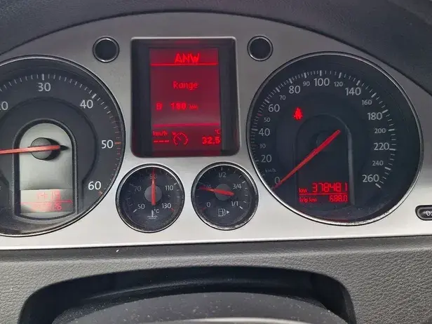 Volkswagen Passat B6 1.9 TDI DPF Comfortline