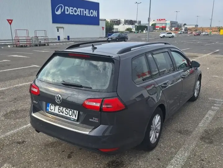 Volkswagen Golf VII 1.6 TDI BMT Comfortline