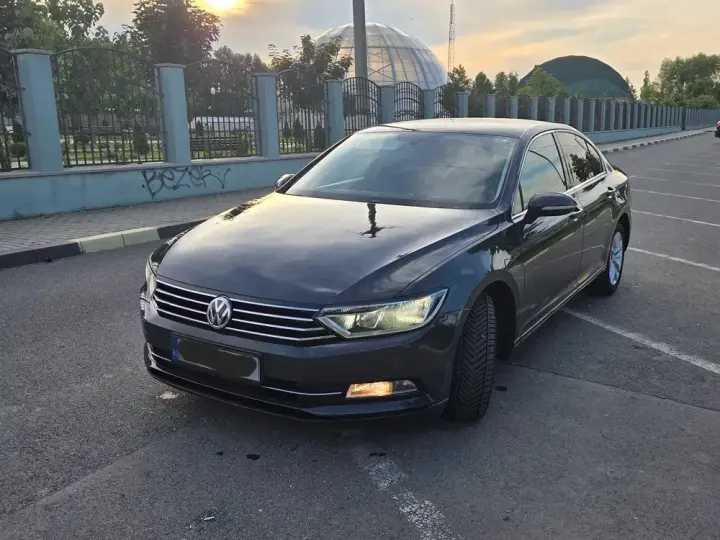 Volkswagen Passat B8 2.0 TDI DSG Comfortline