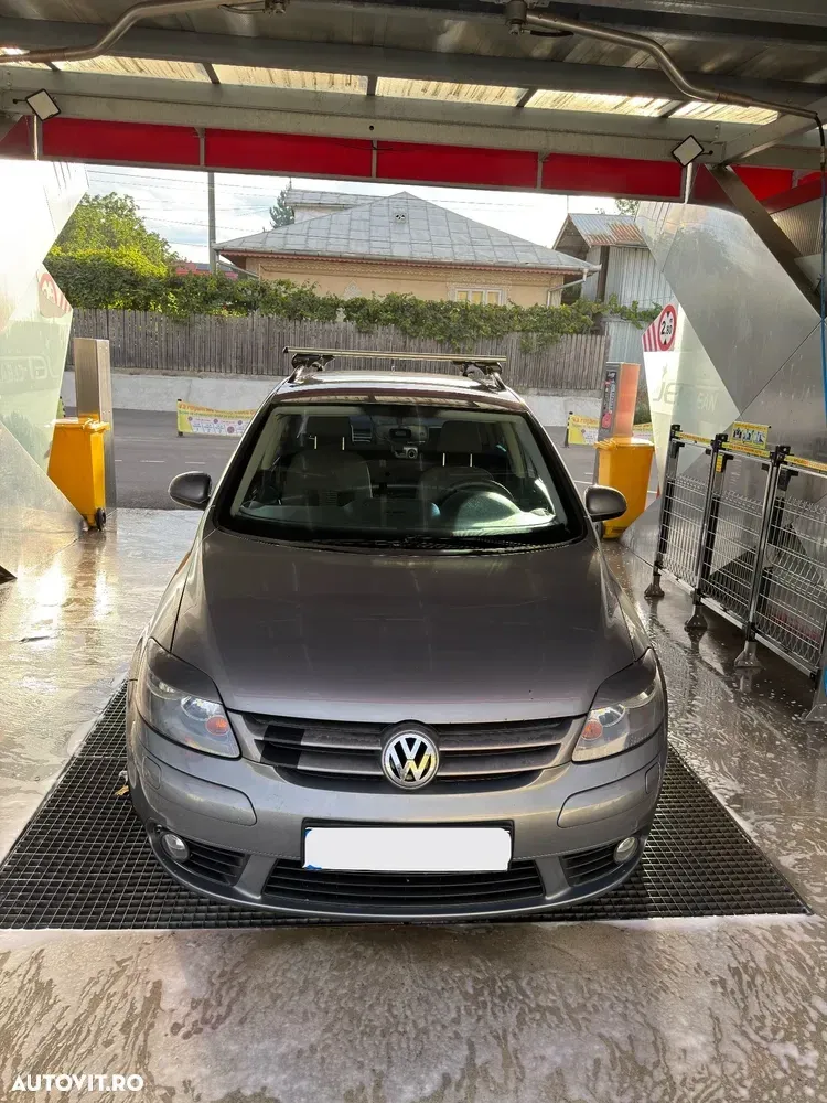 Volkswagen Golf V 1.9 TDI Comfortline — imagine 2