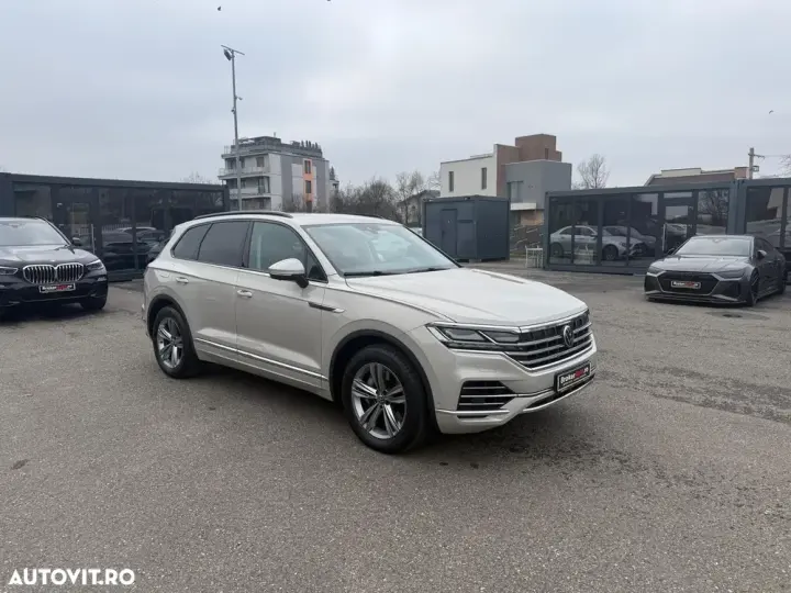 Volkswagen Touareg V6 TSI 4MOTION Elegance