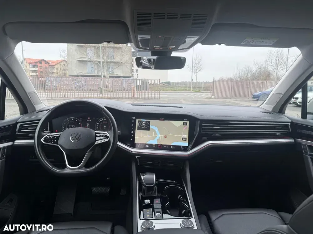 Volkswagen Touareg V6 TSI 4MOTION Elegance — imagine 4