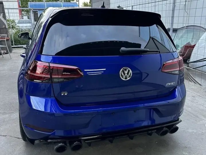 Volkswagen Golf VII 2.0 TSI DSG R