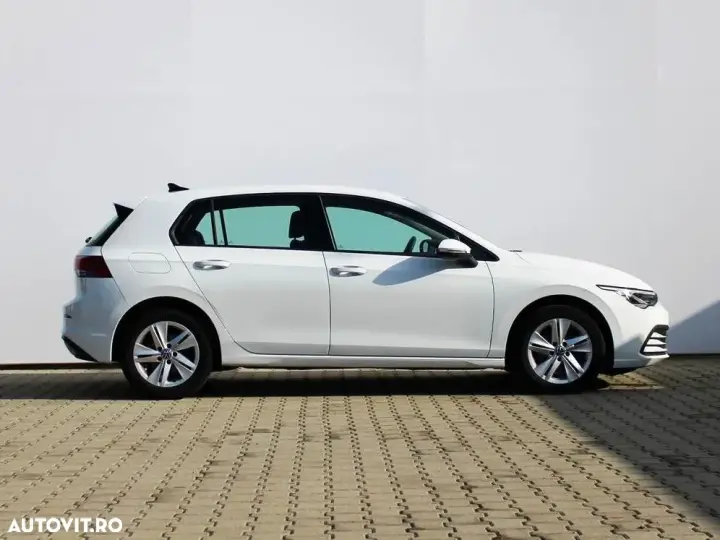 Volkswagen Golf VIII