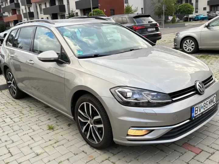 Volkswagen Golf VII 2.0 TDI DSG Comfortline