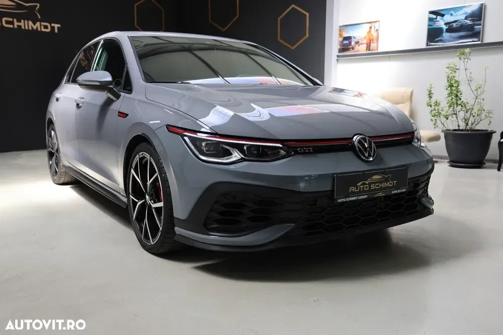 Volkswagen Golf 2.0 TSI DSG R — imagine 2