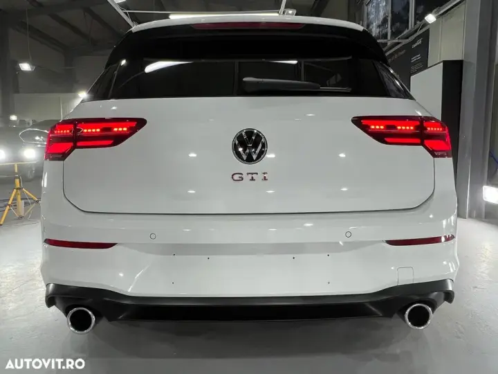 Volkswagen Golf VIII 2.0 TSI DSG GTI
