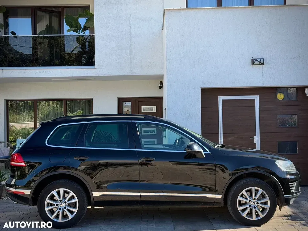Volkswagen Touareg II 3.0 V6 TDI SCR Blue Motion DPF Automatik Exclusive — imagine 6