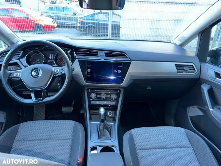 Volkswagen Touran 1.5 TSI DSG Comfortline