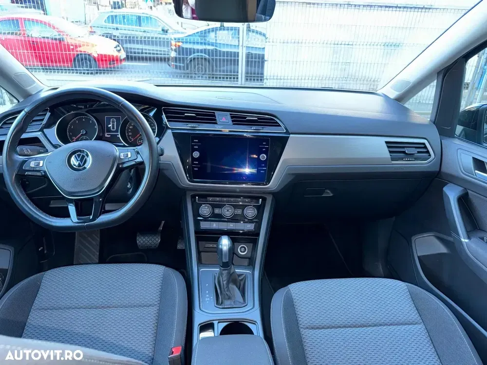 Volkswagen Touran 1.5 TSI DSG Comfortline — imagine 5