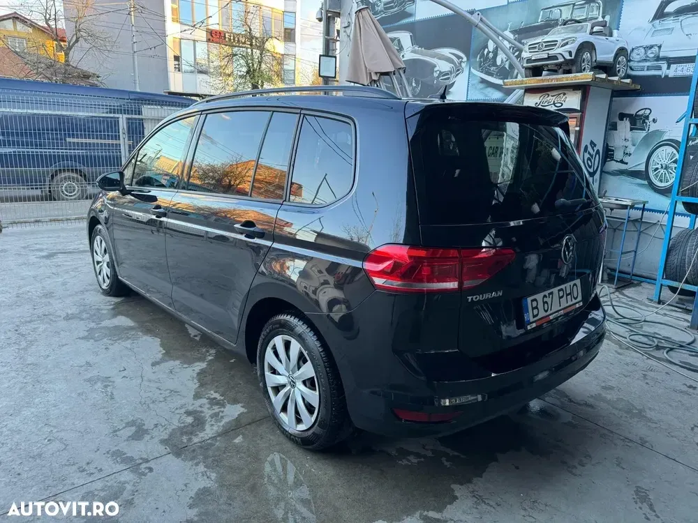 Volkswagen Touran 1.5 TSI DSG Comfortline — imagine 2