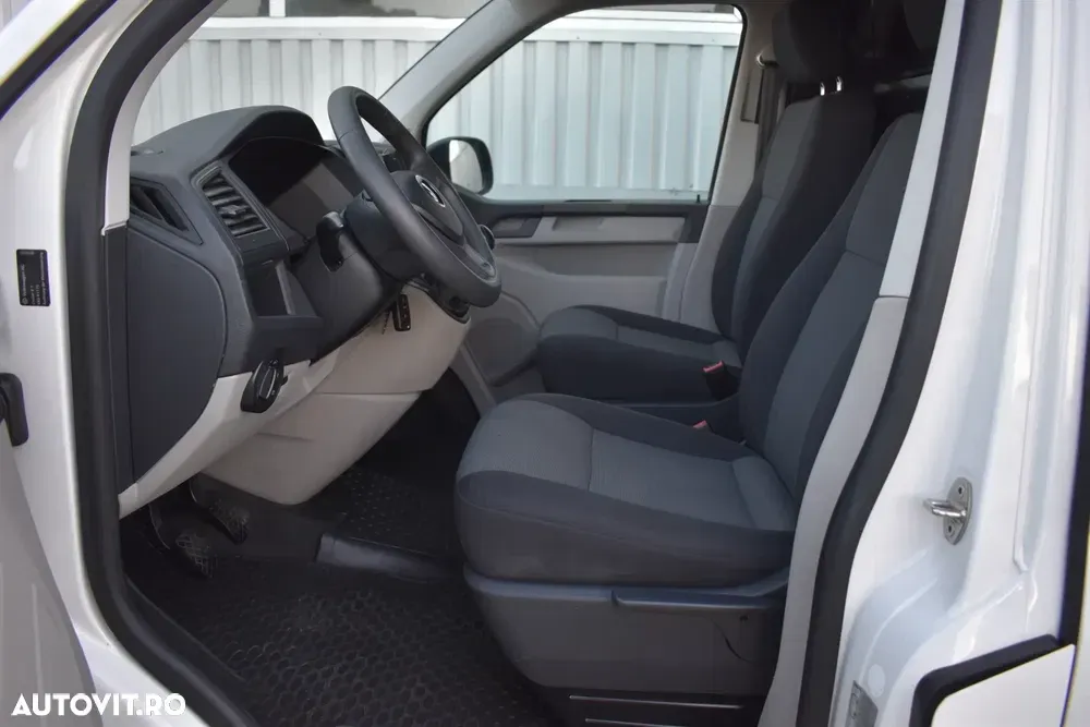 Volkswagen Transporter T6 2.0 110 kW LR — imagine 6