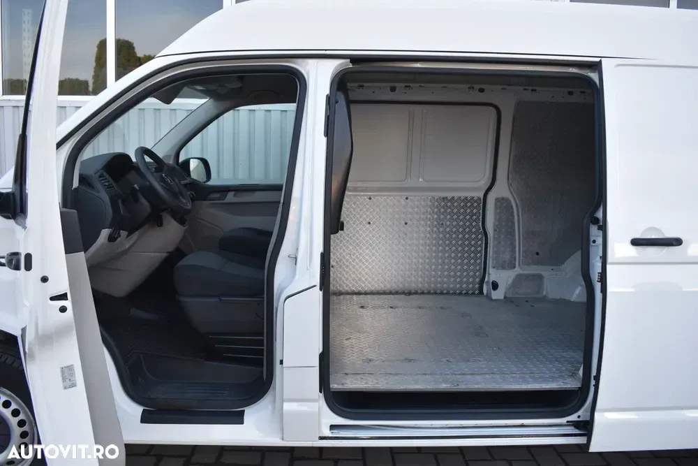 Volkswagen Transporter T6 2.0 110 kW LR — imagine 5