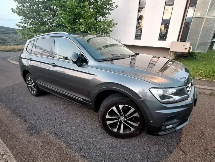 Volkswagen Tiguan II 2.0 TDI SCR DSG IQ.DRIVE