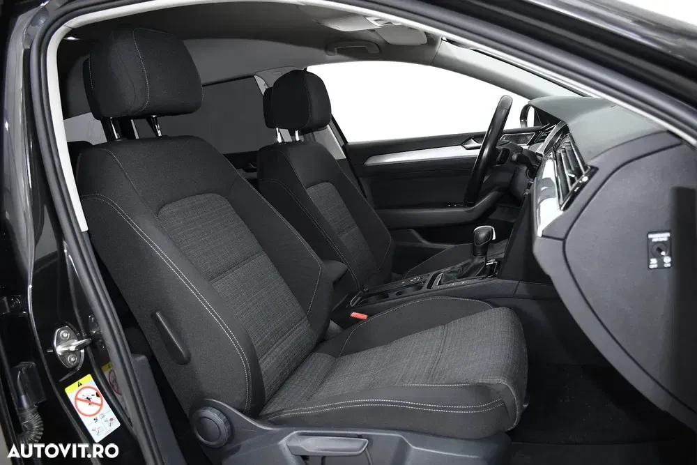 Volkswagen Passat — imagine 5