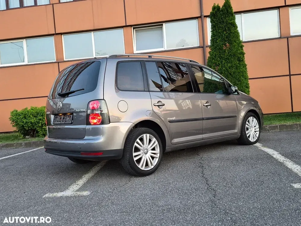 Volkswagen Touran I 2.0 TDI Highline Aut — imagine 3
