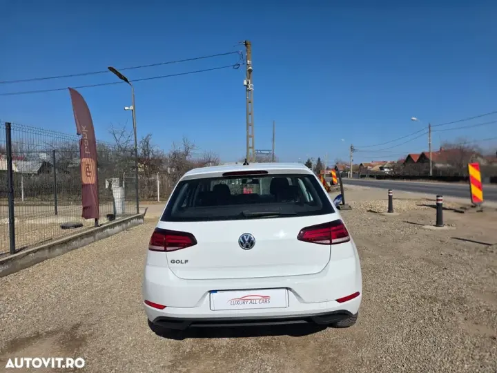 Volkswagen Golf VII