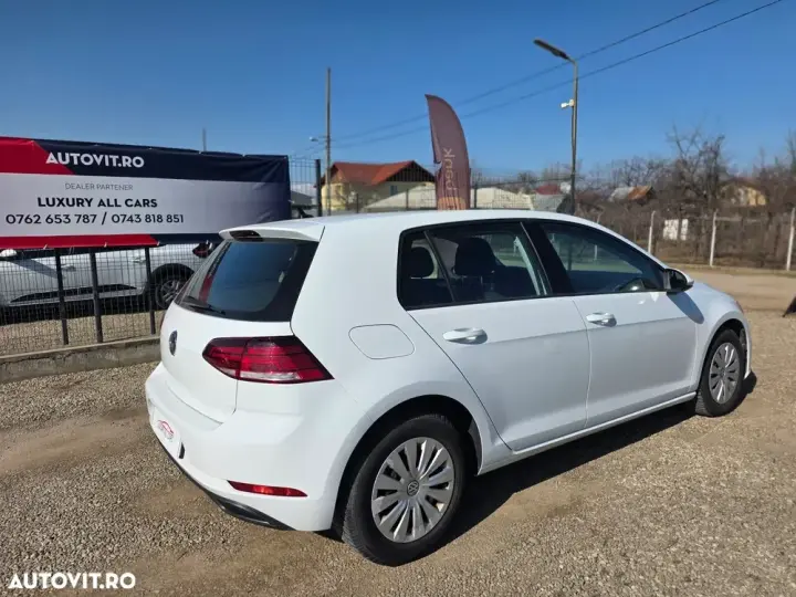 Volkswagen Golf VII