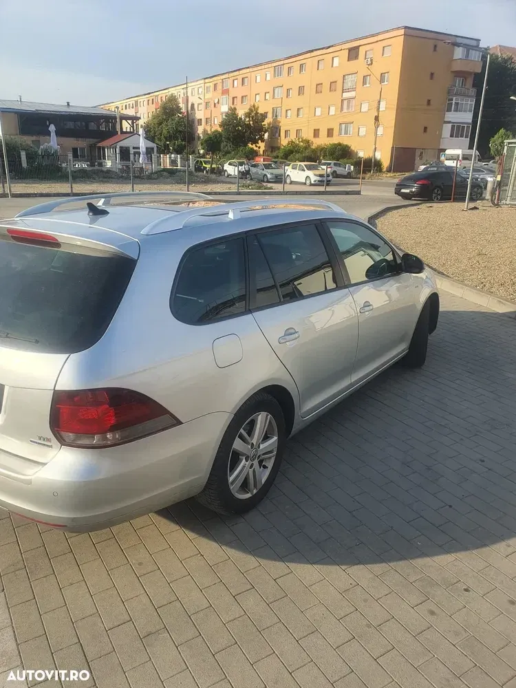 Volkswagen Golf VI 1.6 TDI DSG BMT Highline — imagine 4