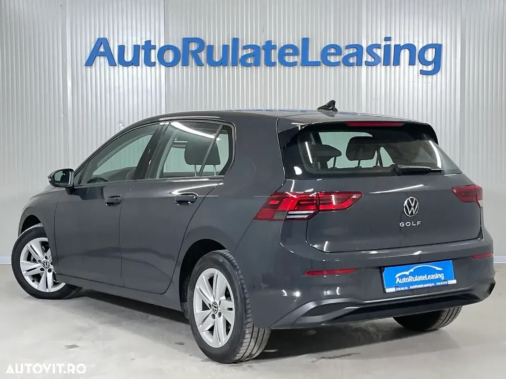 Volkswagen Golf VIII — imagine 4