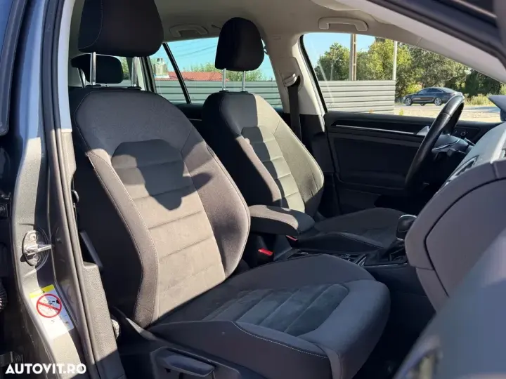 Volkswagen Golf VII