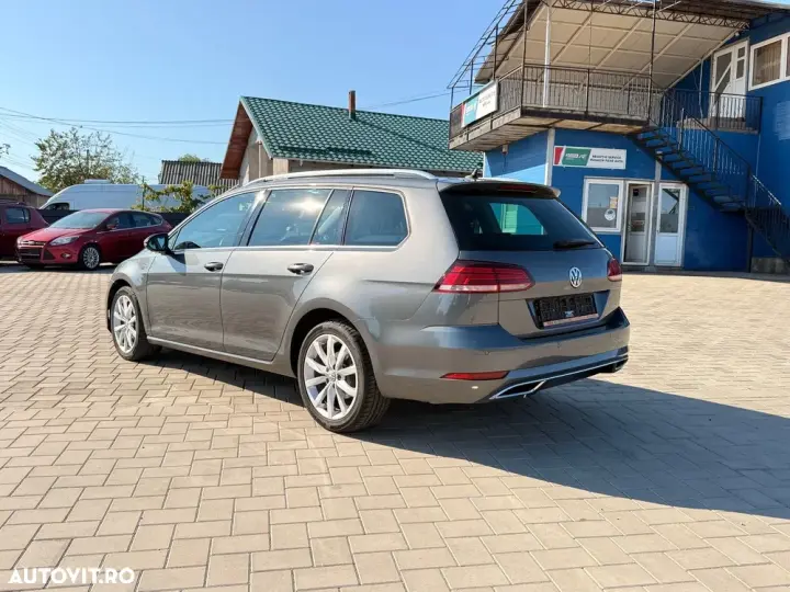 Volkswagen Golf VII
