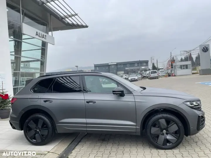 Volkswagen Touareg III V6 TDI 4MOTION R-Line