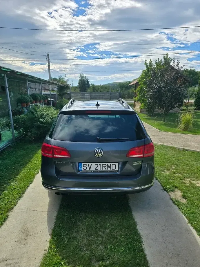 Volkswagen Passat 2.0 TDI BlueMotion Technology DSG Comfortline — imagine 3