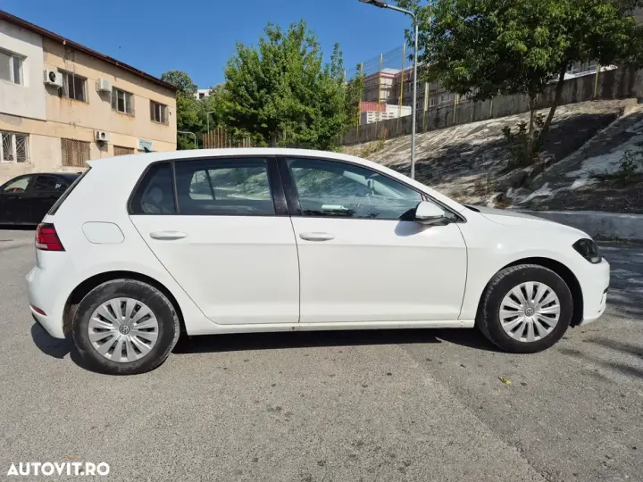 Volkswagen Golf VII