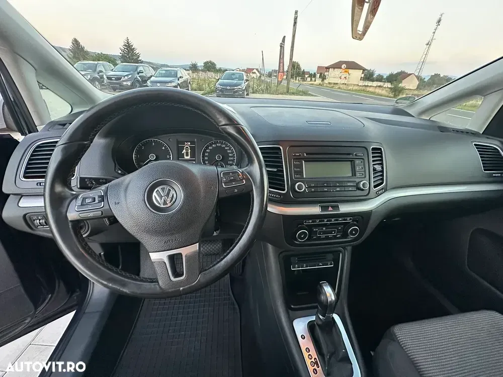 Volkswagen Sharan II 2.0 TDI DSG BlueMotion Technology Life — imagine 6