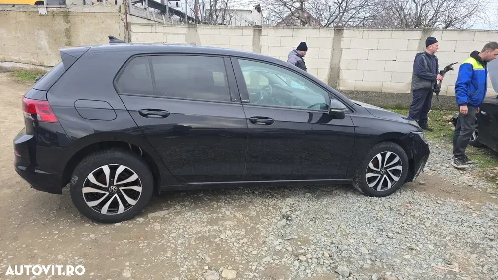 Volkswagen Golf VIII 1.0 TSI OPF Active — imagine 2