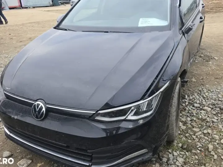 Volkswagen Golf VIII 1.0 TSI OPF Active