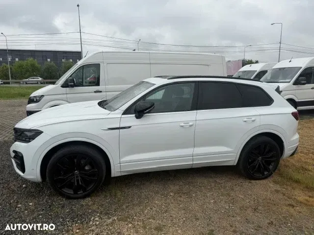 Volkswagen Touareg 3.0 V6 TDI SCR 4Motion Automatik R-Line — imagine 3