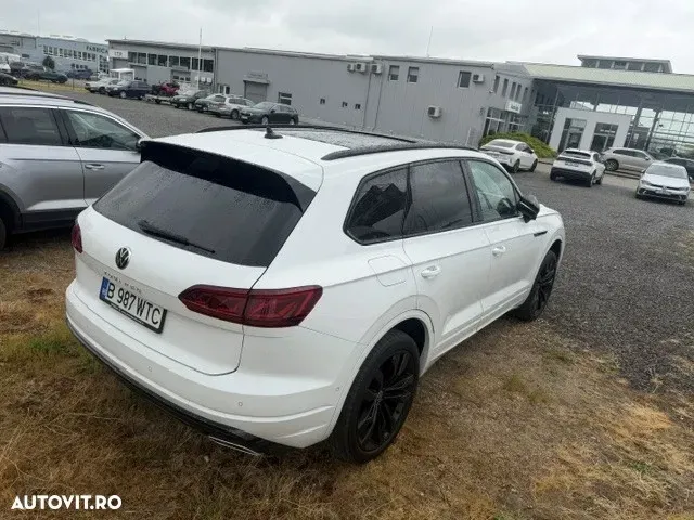 Volkswagen Touareg 3.0 V6 TDI SCR 4Motion Automatik R-Line — imagine 6