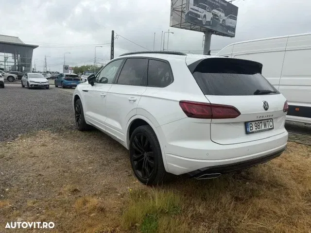 Volkswagen Touareg 3.0 V6 TDI SCR 4Motion Automatik R-Line — imagine 4