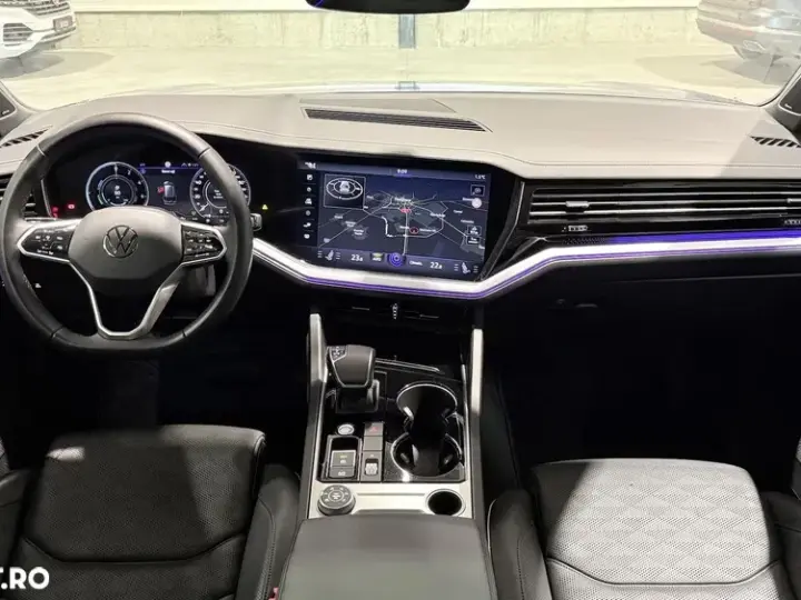 Volkswagen Touareg III V6 TSI eHybrid PHEV Elegance
