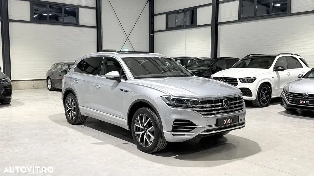 Volkswagen Touareg III V6 TSI eHybrid PHEV Elegance — imagine 2
