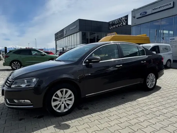 Volkswagen Passat B7 2.0 TDI 4Motion BlueMotion Technology Comfortline