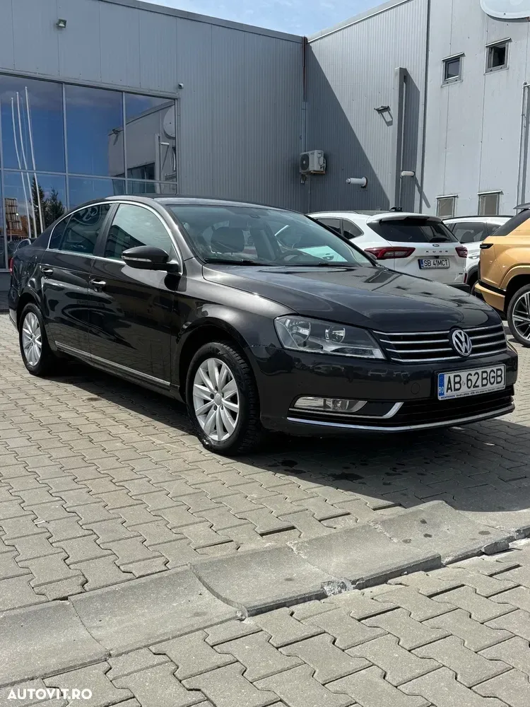 Volkswagen Passat B7 2.0 TDI 4Motion BlueMotion Technology Comfortline — imagine 2