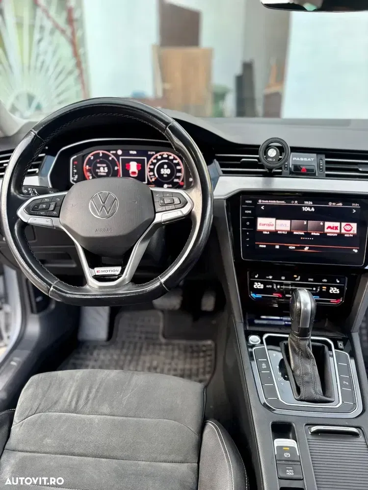 Volkswagen Passat B8 2.0 TDI 4Mot DSG Highline — imagine 3